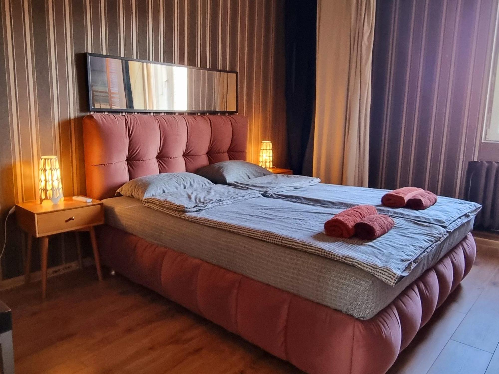 Central Apartment Sofia Ngoại thất bức ảnh